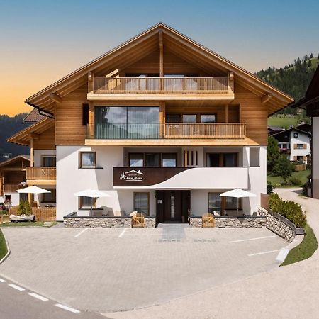 Apartments Chalet Maria บาเดีย ภายนอก รูปภาพ