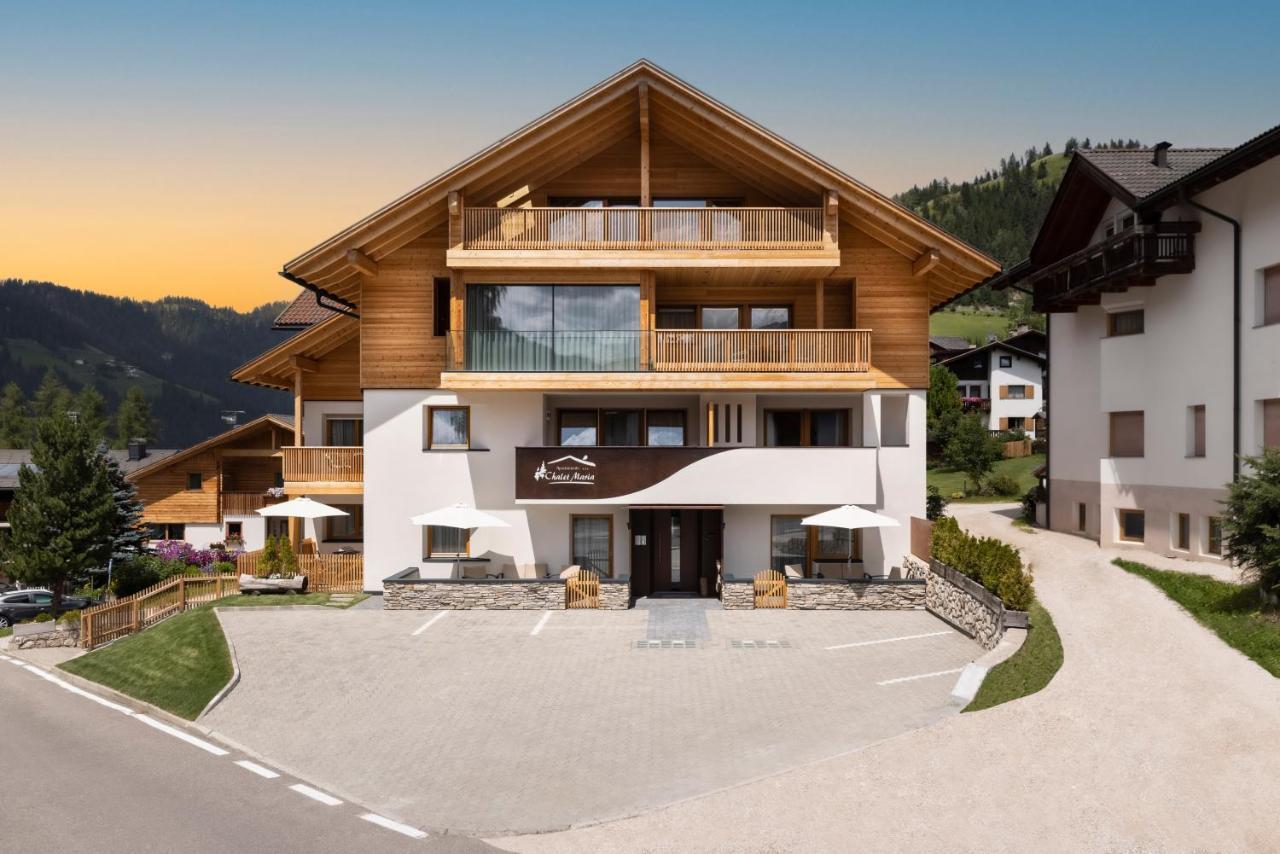Apartments Chalet Maria บาเดีย ภายนอก รูปภาพ