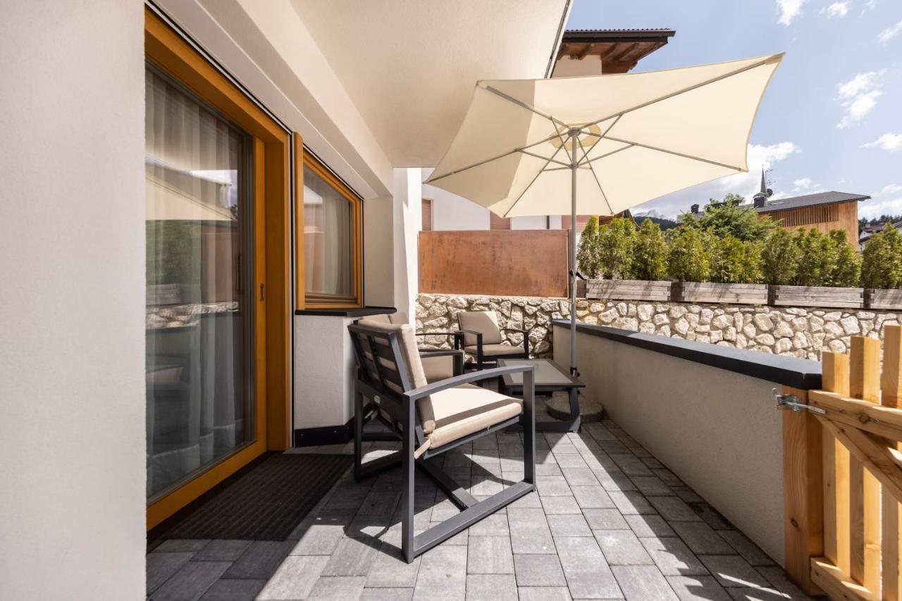 Apartments Chalet Maria บาเดีย ภายนอก รูปภาพ