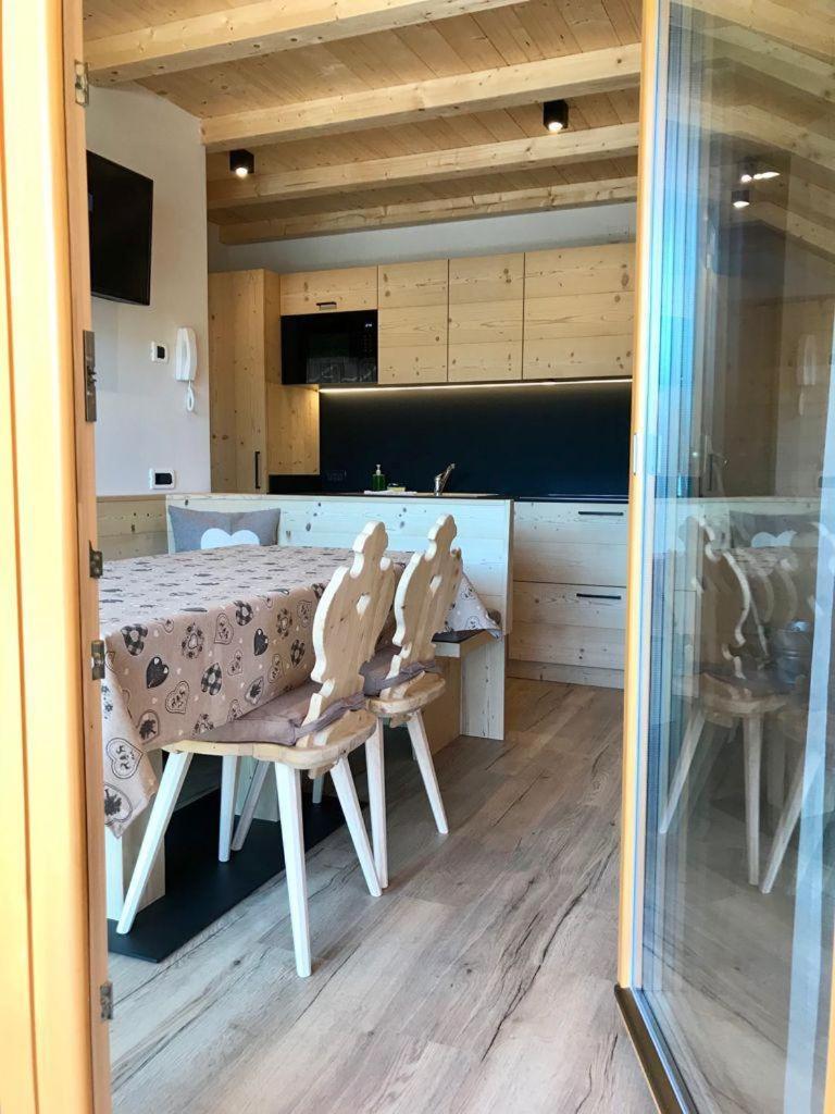 Apartments Chalet Maria บาเดีย ภายนอก รูปภาพ