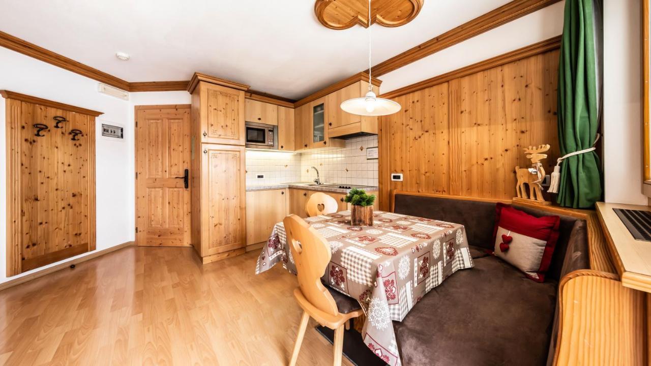 Apartments Chalet Maria บาเดีย ภายนอก รูปภาพ
