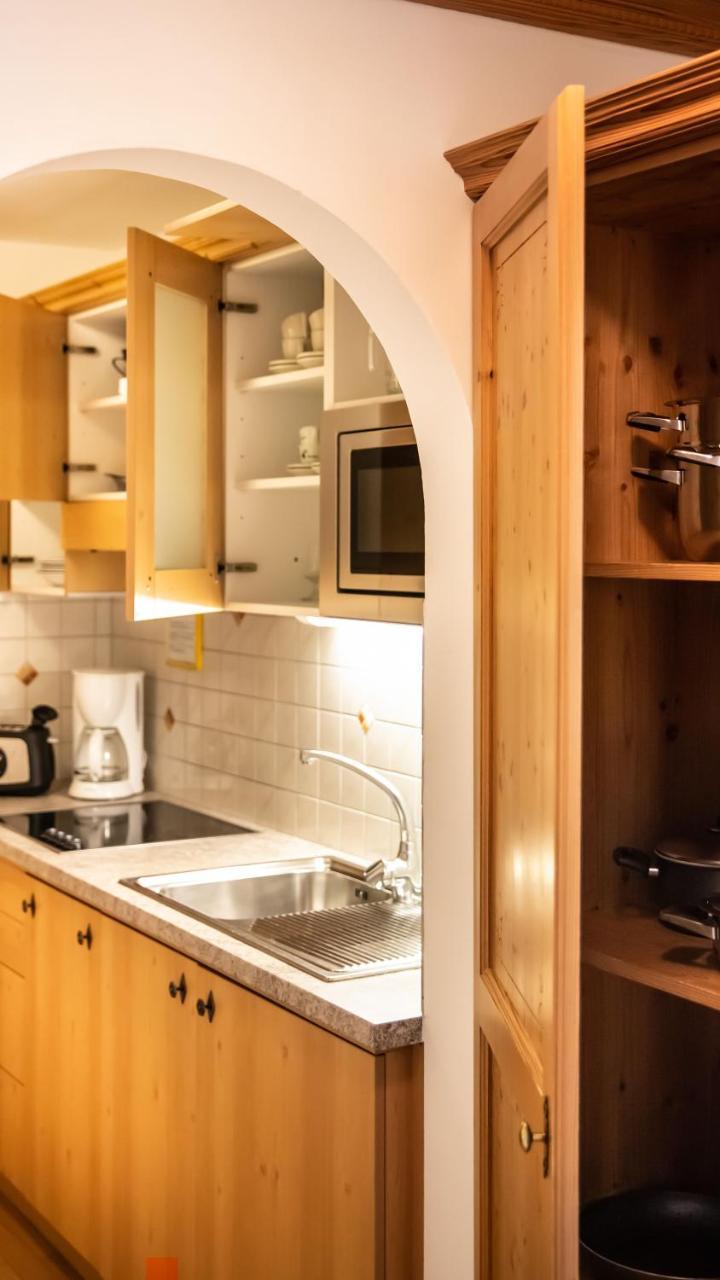 Apartments Chalet Maria บาเดีย ภายนอก รูปภาพ