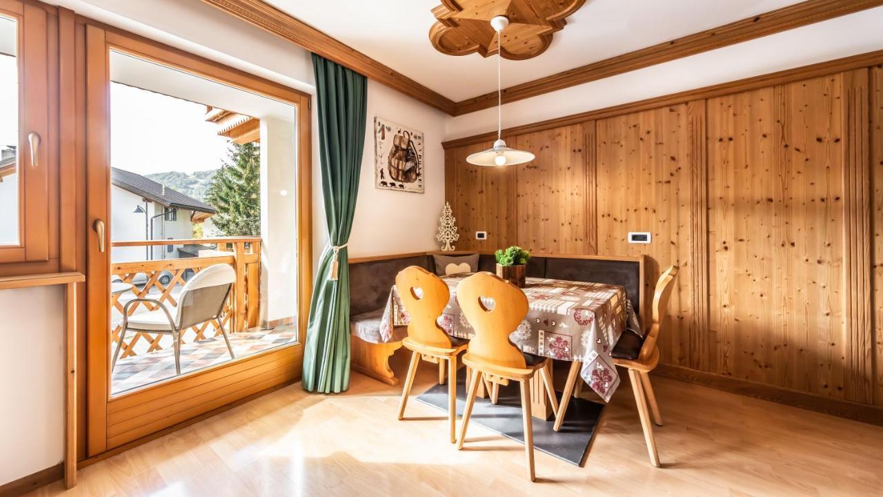 Apartments Chalet Maria บาเดีย ภายนอก รูปภาพ